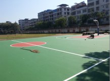 硅PU运动场施工中2